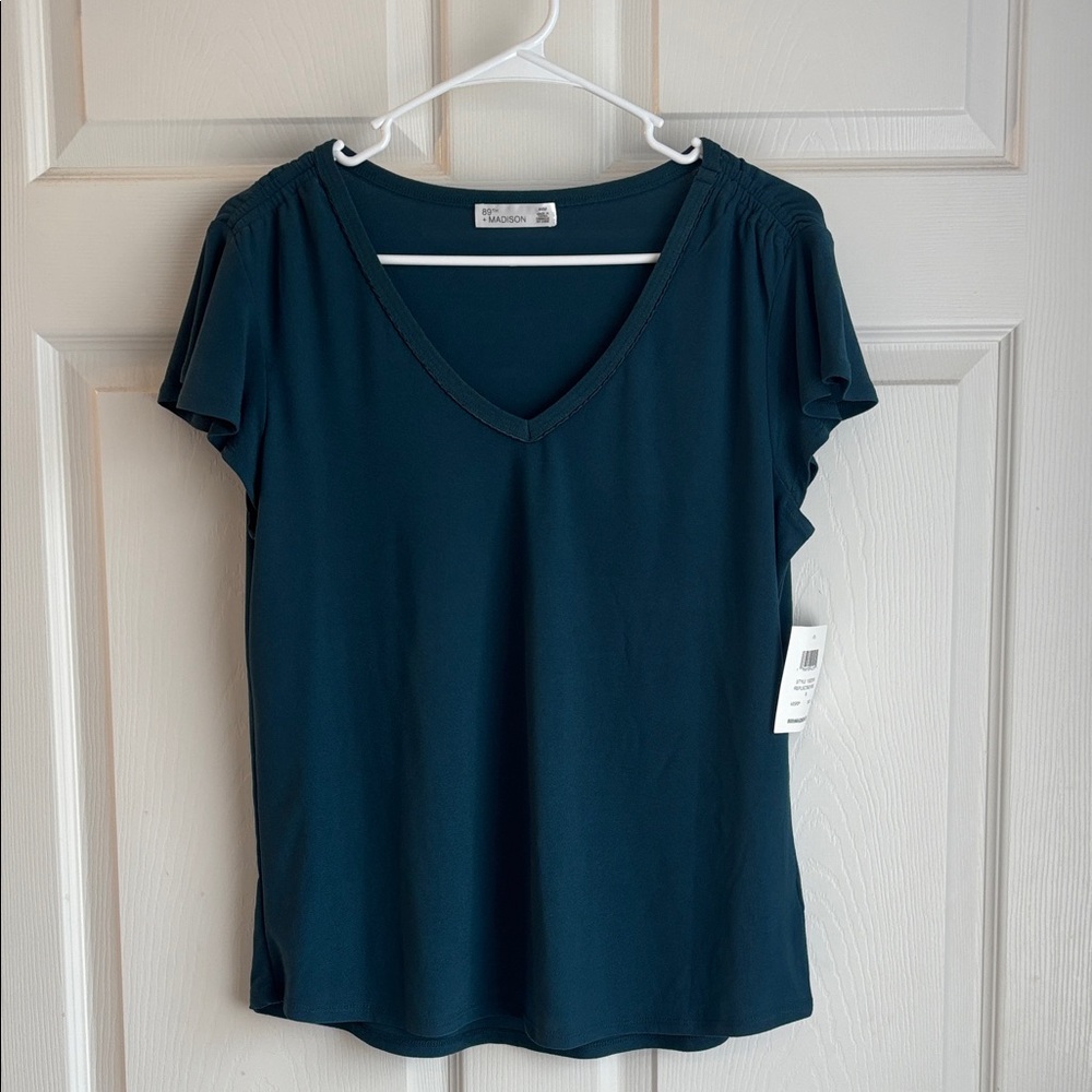 89th & Madison Teal V-Neck Short Sleeve Top